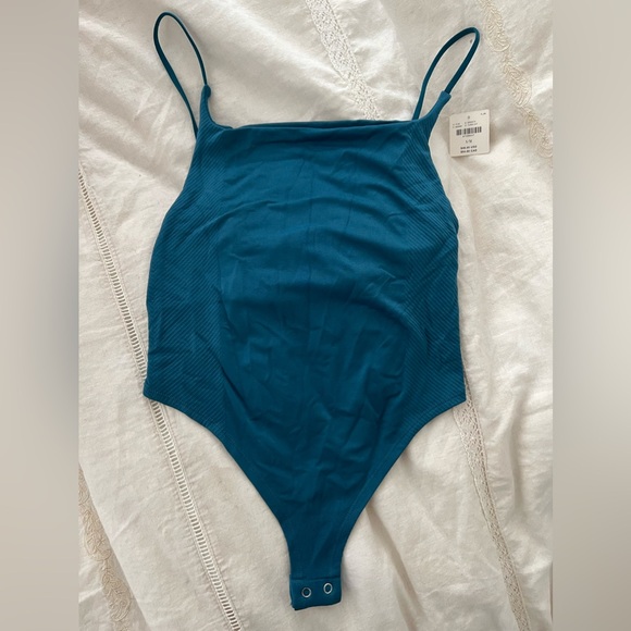 renna square neck bodysuit - Picture 3 of 3